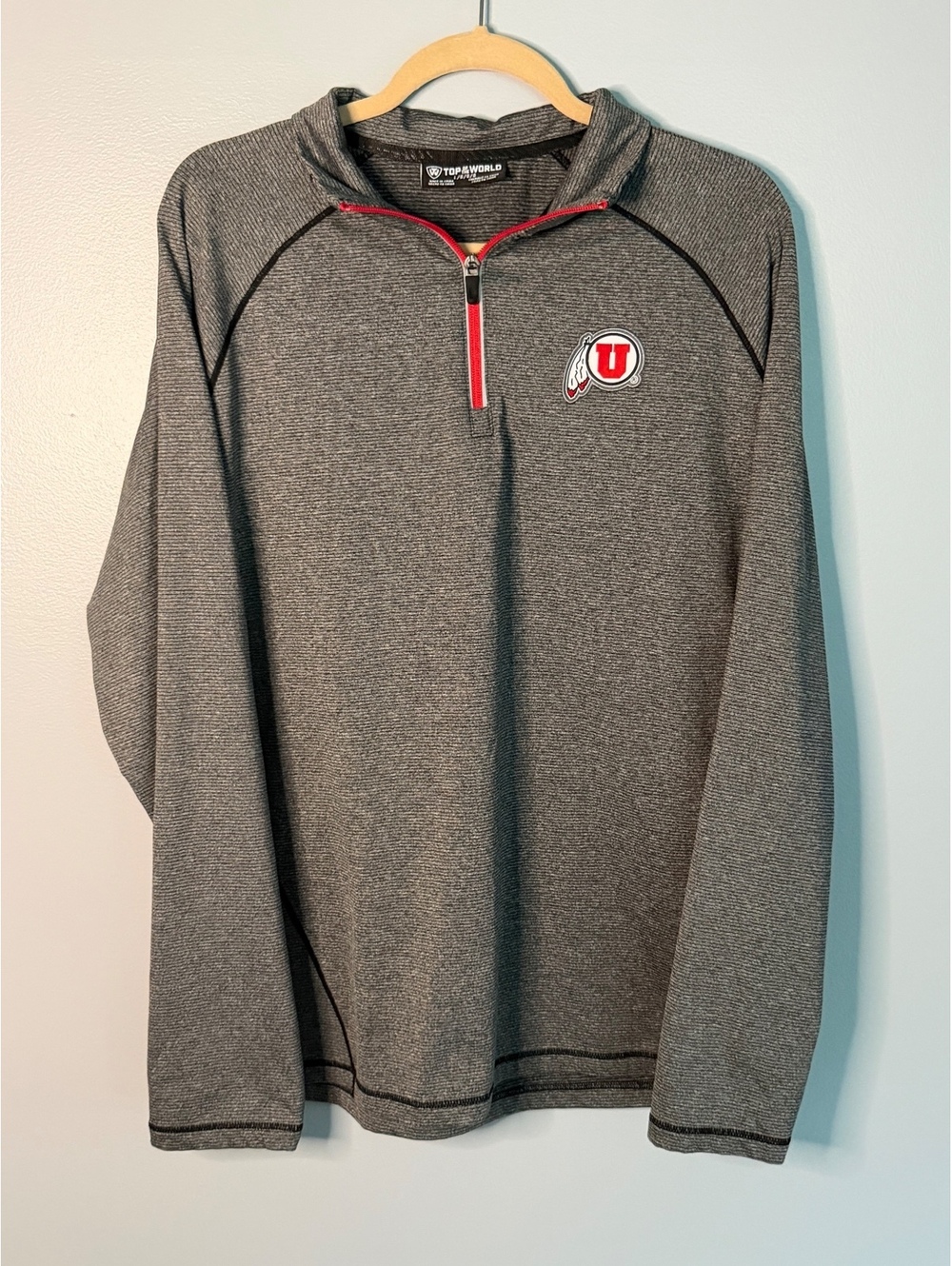 Top of the World Men's Utah Utes Gray Quarter-Zip Sweatshirt with Red Accents